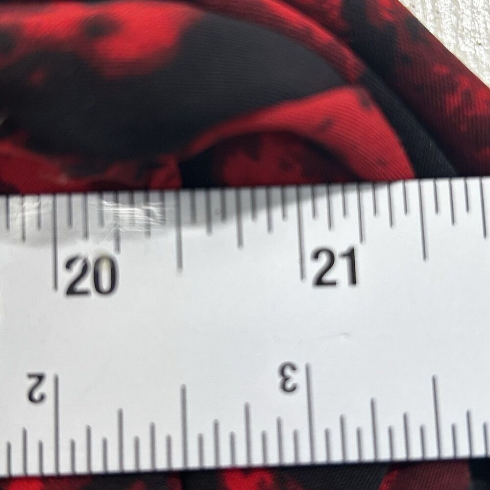 Carmen Marc Valvo Black & Red Floral Long Bell Sleeve Blouse Top Size Small - Picture 10 of 11